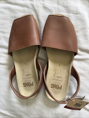 PONS Brown Leather Open-Toe Slingback Sandals